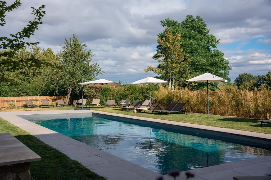 Piscine du Best Western Plus Hôtel Technopole